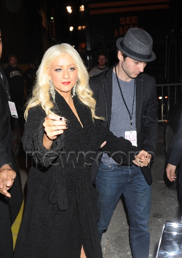 01_28329.jpg 01_28329.jpg