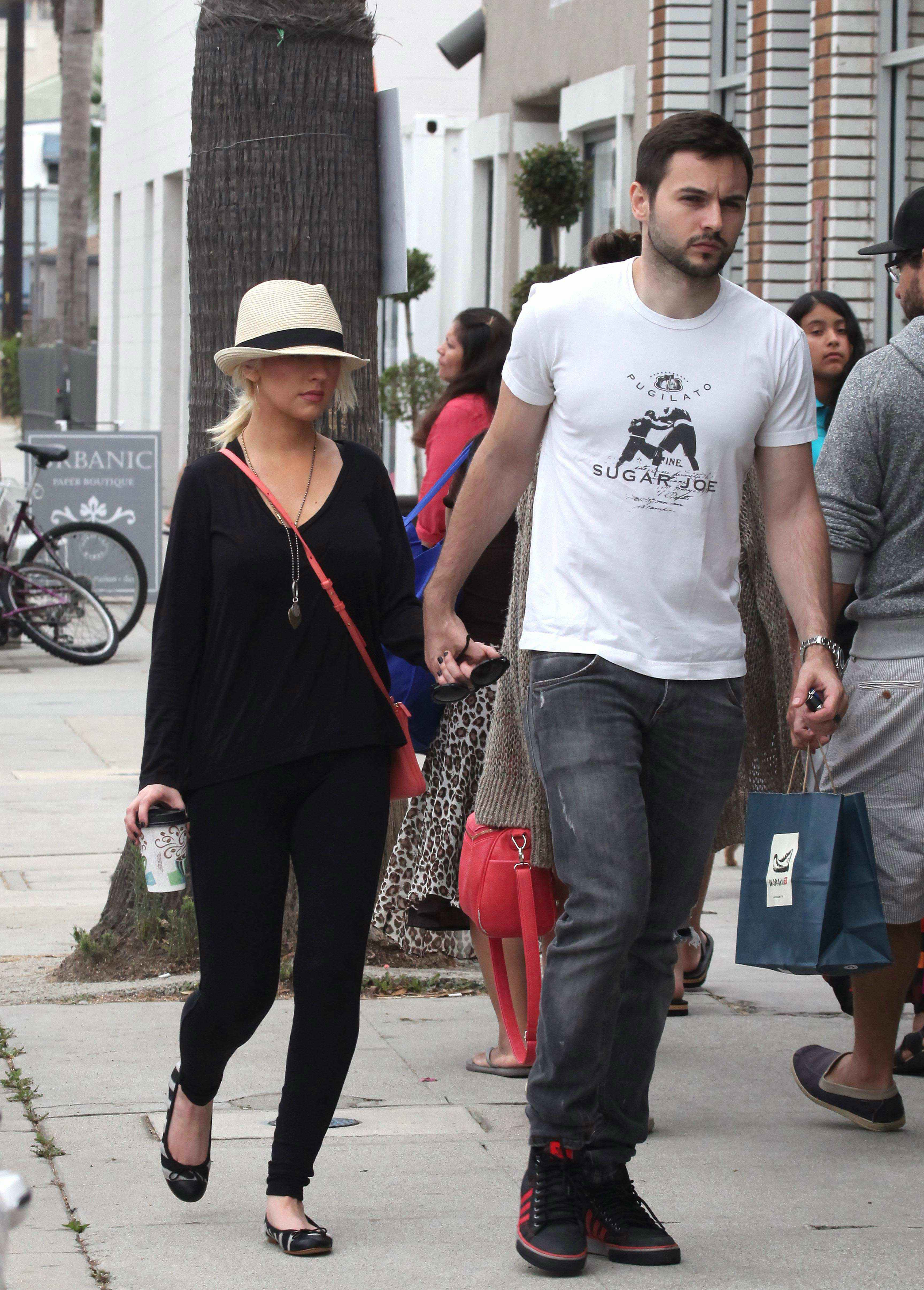 020202011.jpg 020202011.jpg