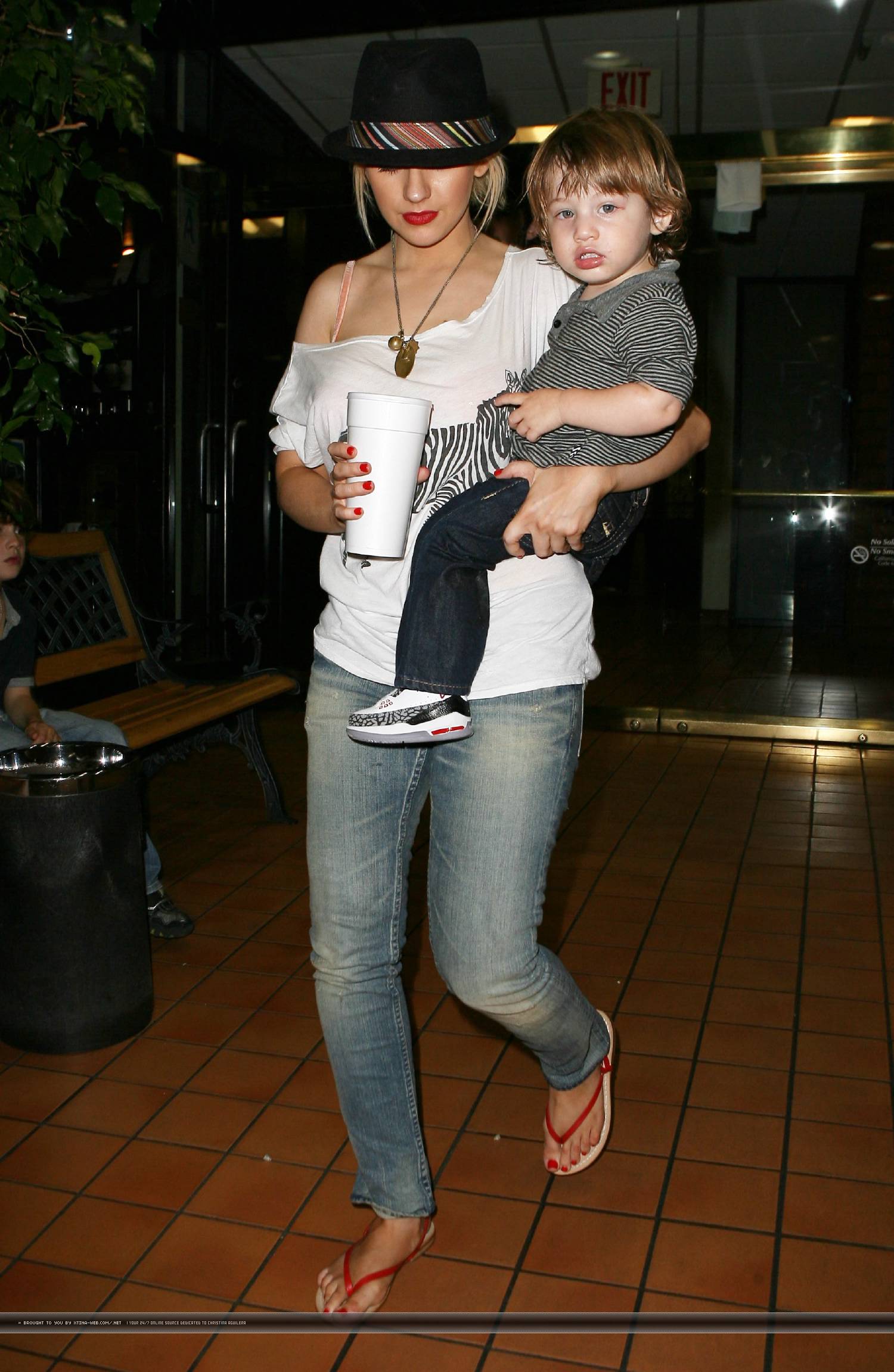 02~190.jpg 02~190.jpg