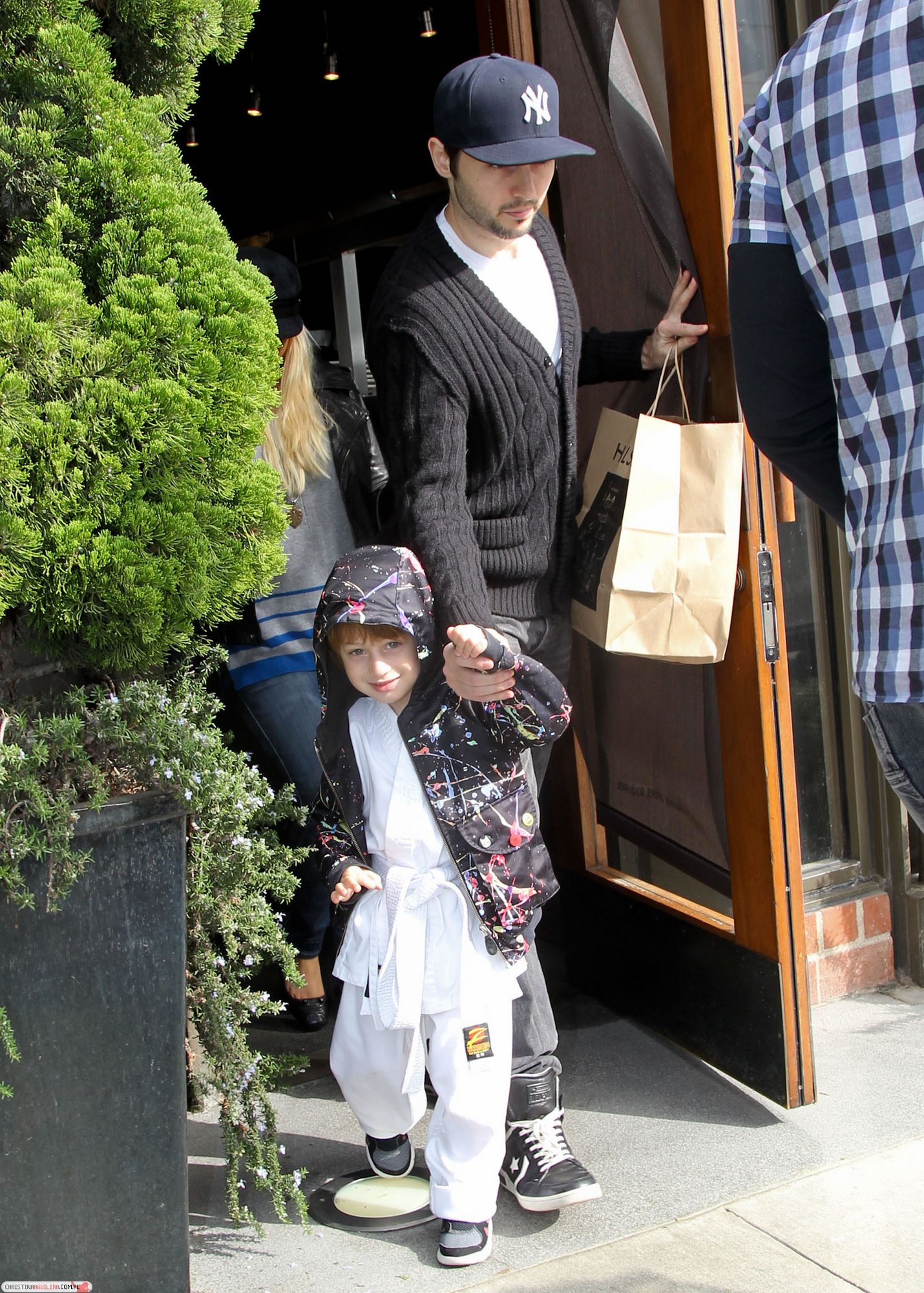 0308074.jpg 0308074.jpg