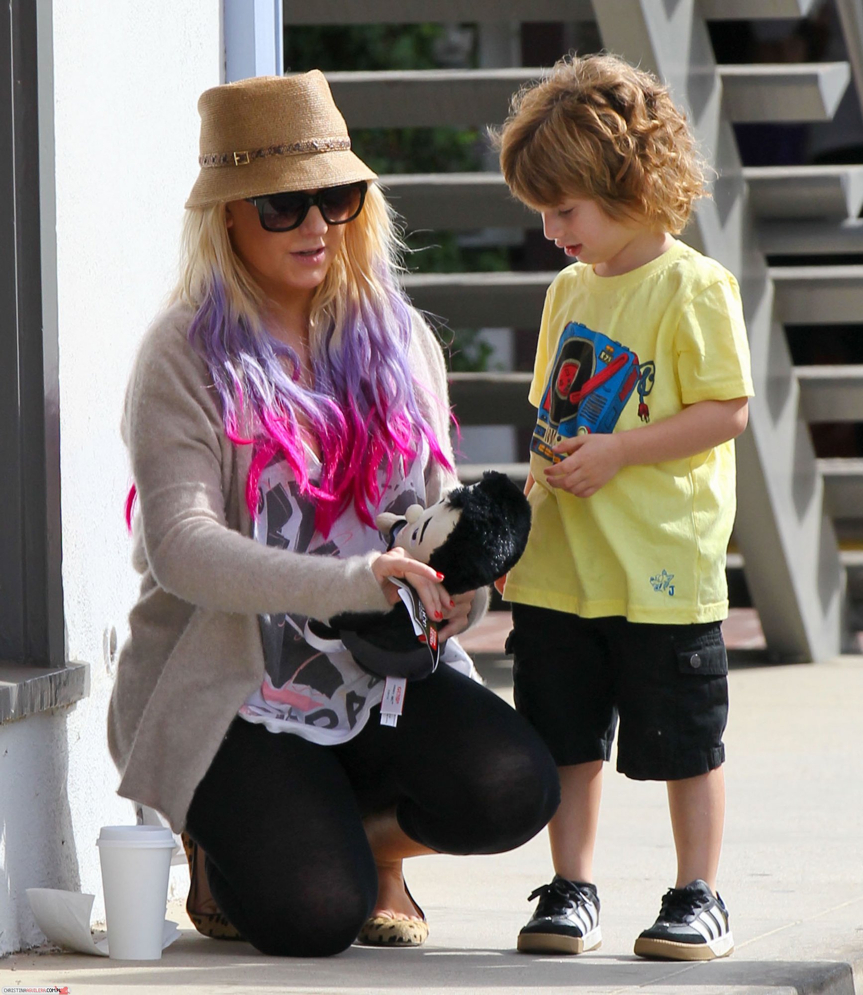 052028.jpg 052028.jpg