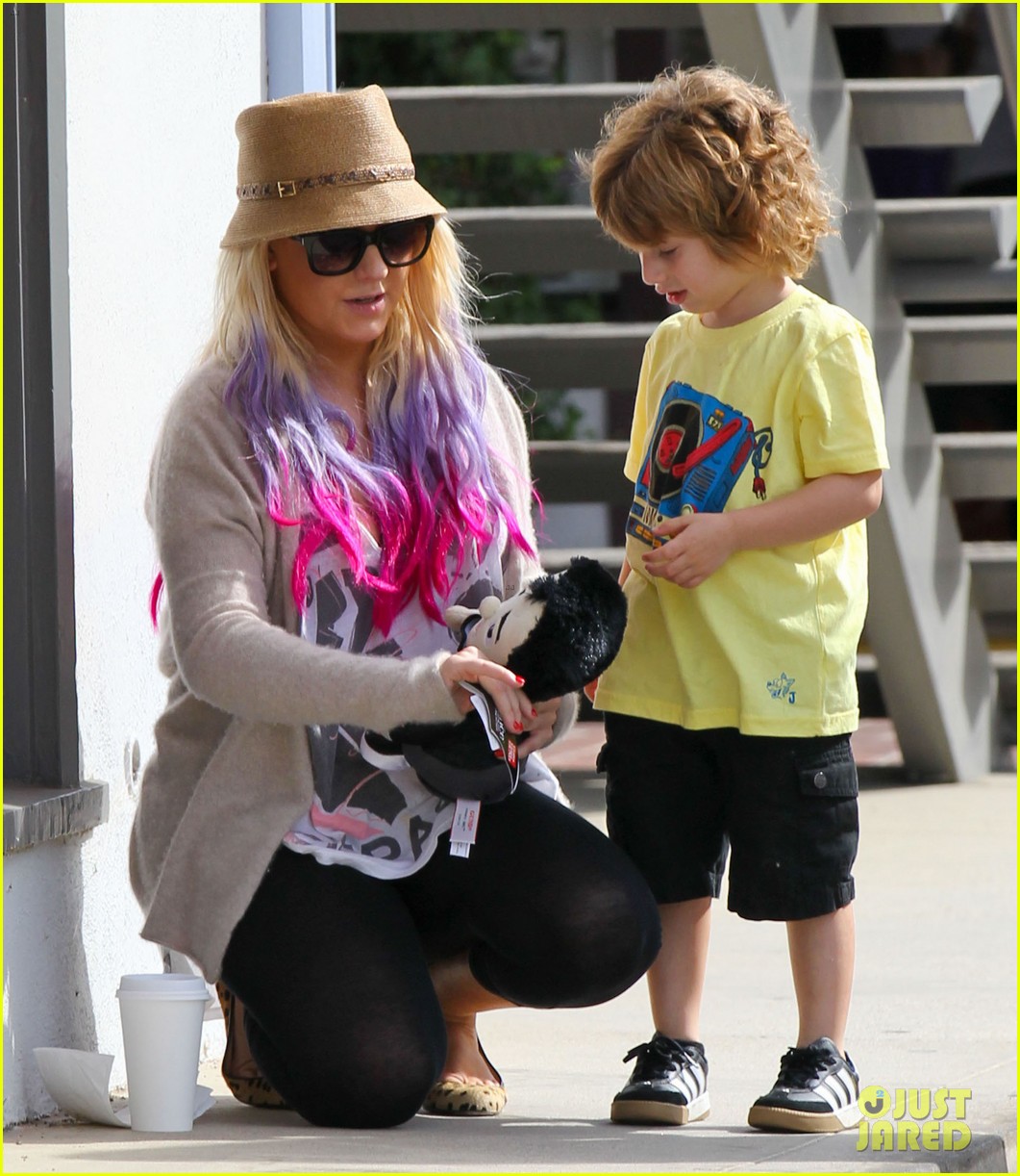 052061.jpg 052061.jpg