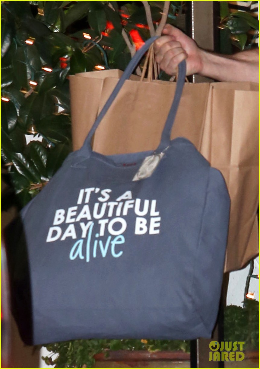 058236005.jpg 058236005.jpg