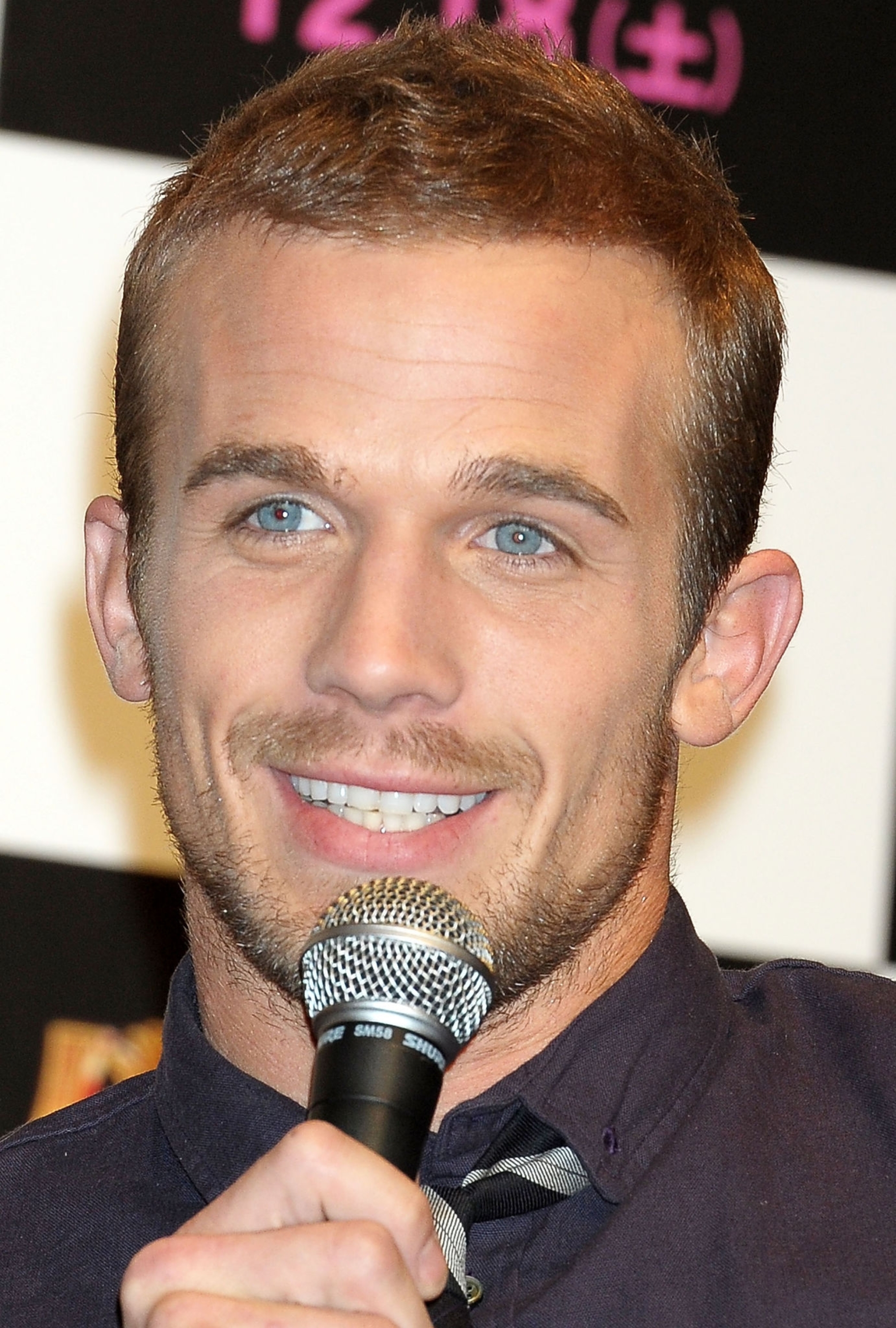 107360477.jpg 107360477.jpg