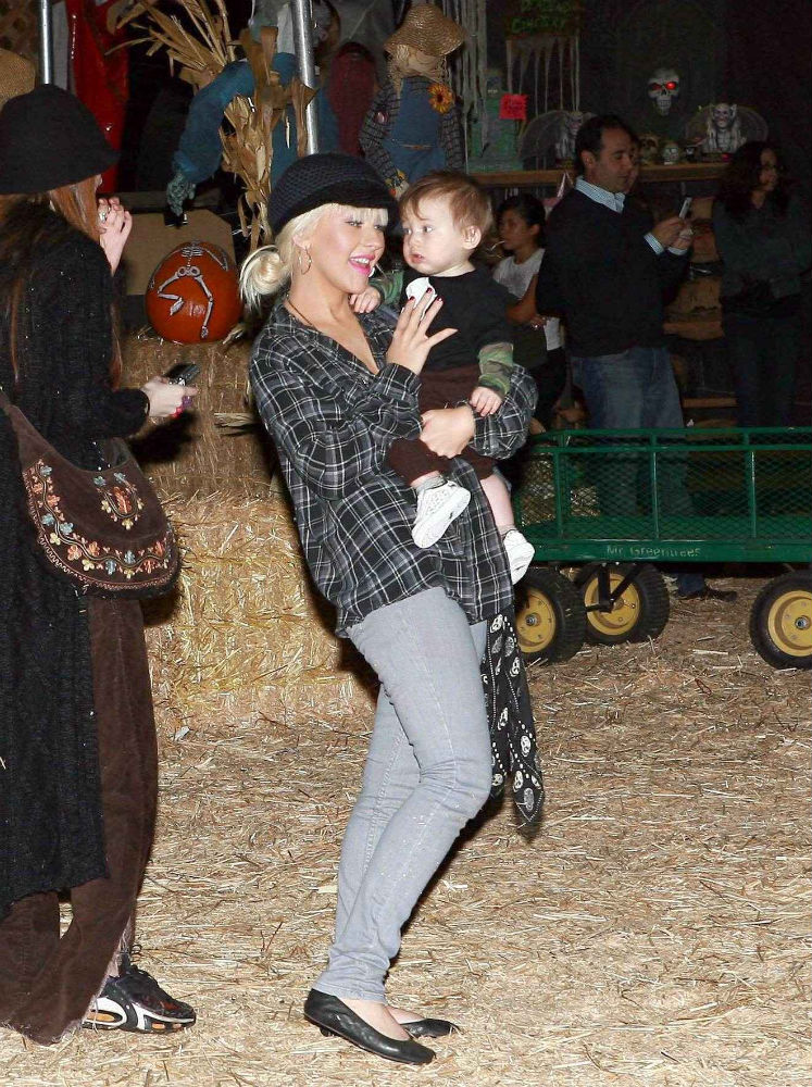 153967-da869-21166867-.jpg 153967-da869-21166867-.jpg