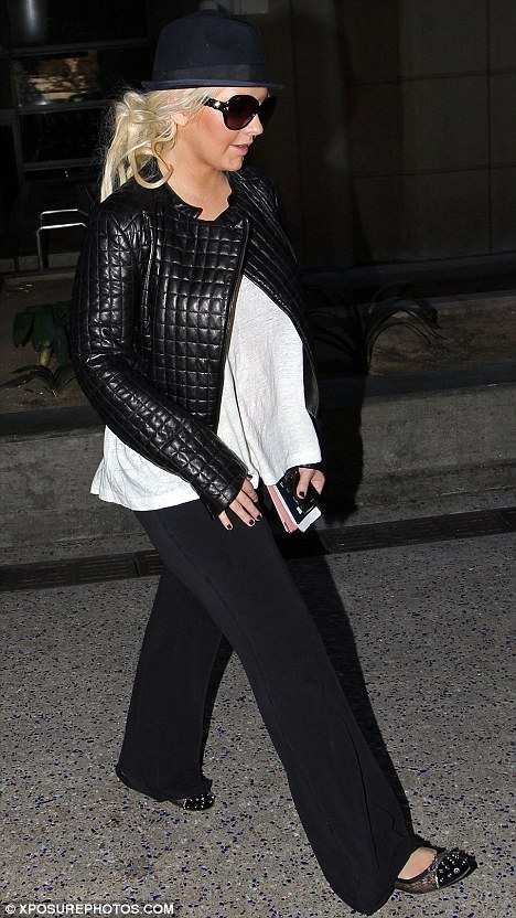 17952003.jpg 17952003.jpg