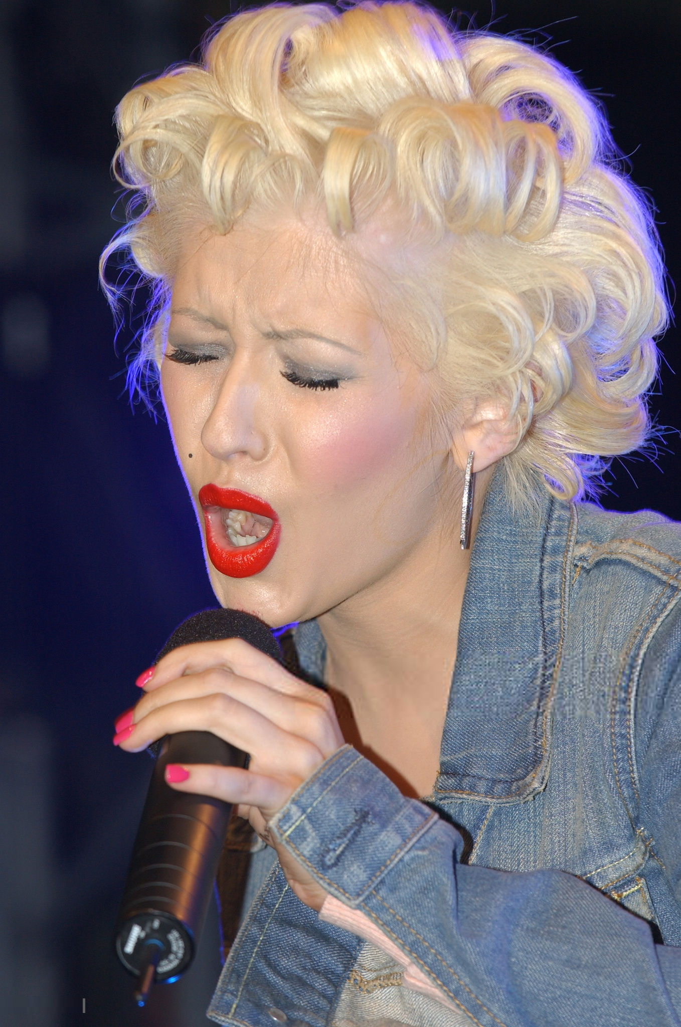 184503223.png 184503223.png