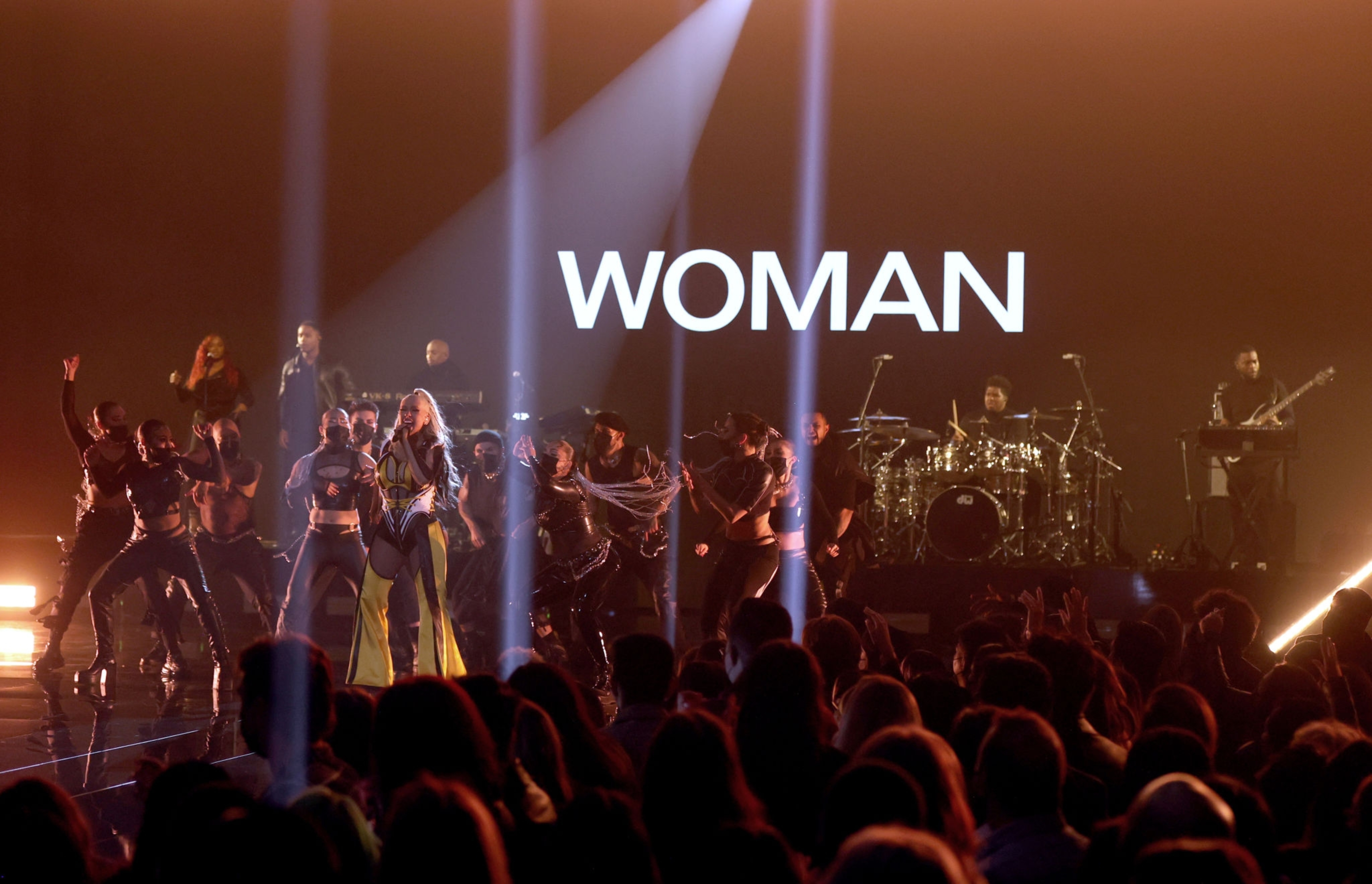 2021_People_s_Choice_Awards__xtinadaily_0022.jpg 2021_People_s_Choice_Awards__xtinadaily_0022.jpg