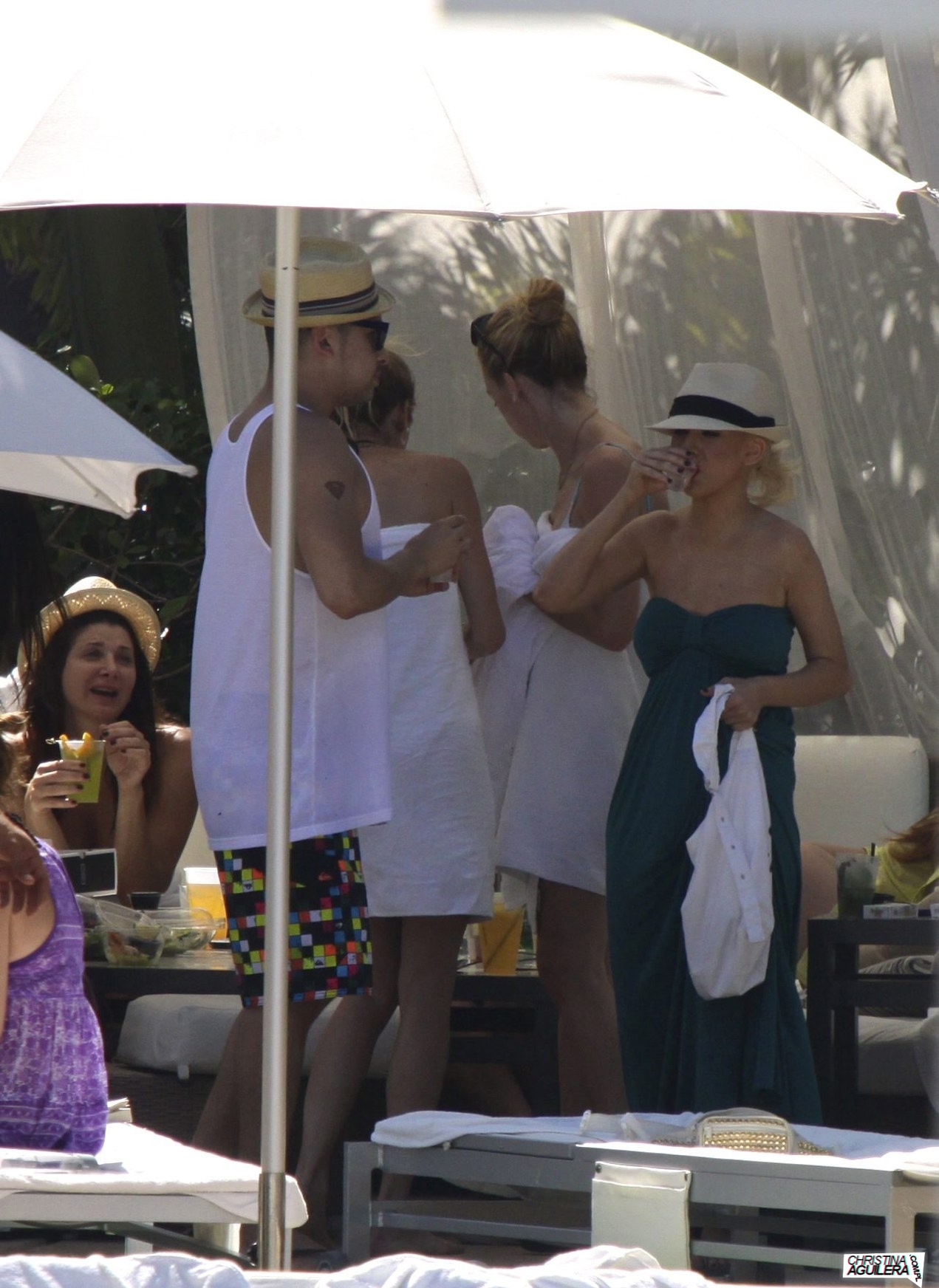 2156012.jpg 2156012.jpg