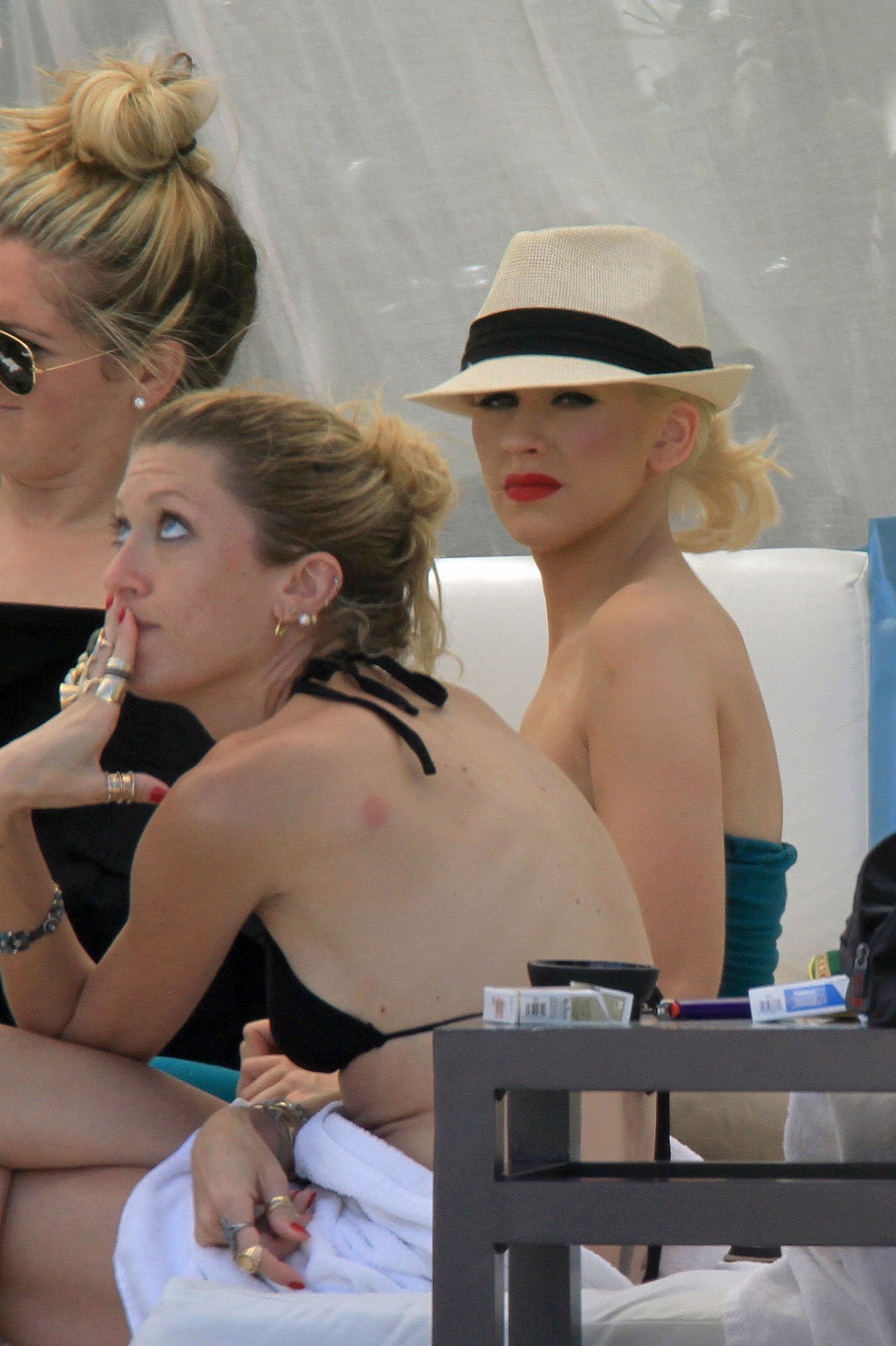 2156060.jpg 2156060.jpg