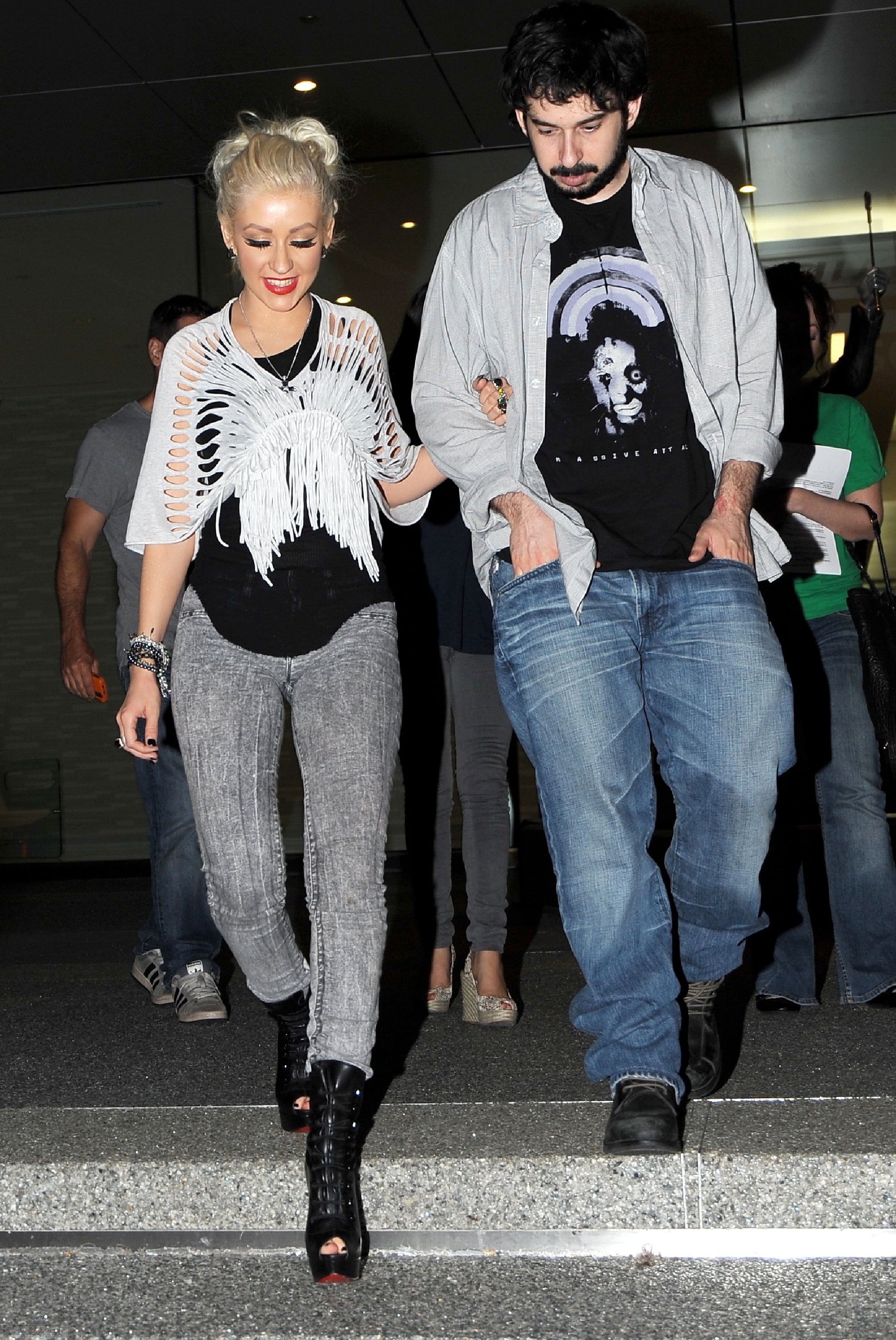 2358003.jpg 2358003.jpg