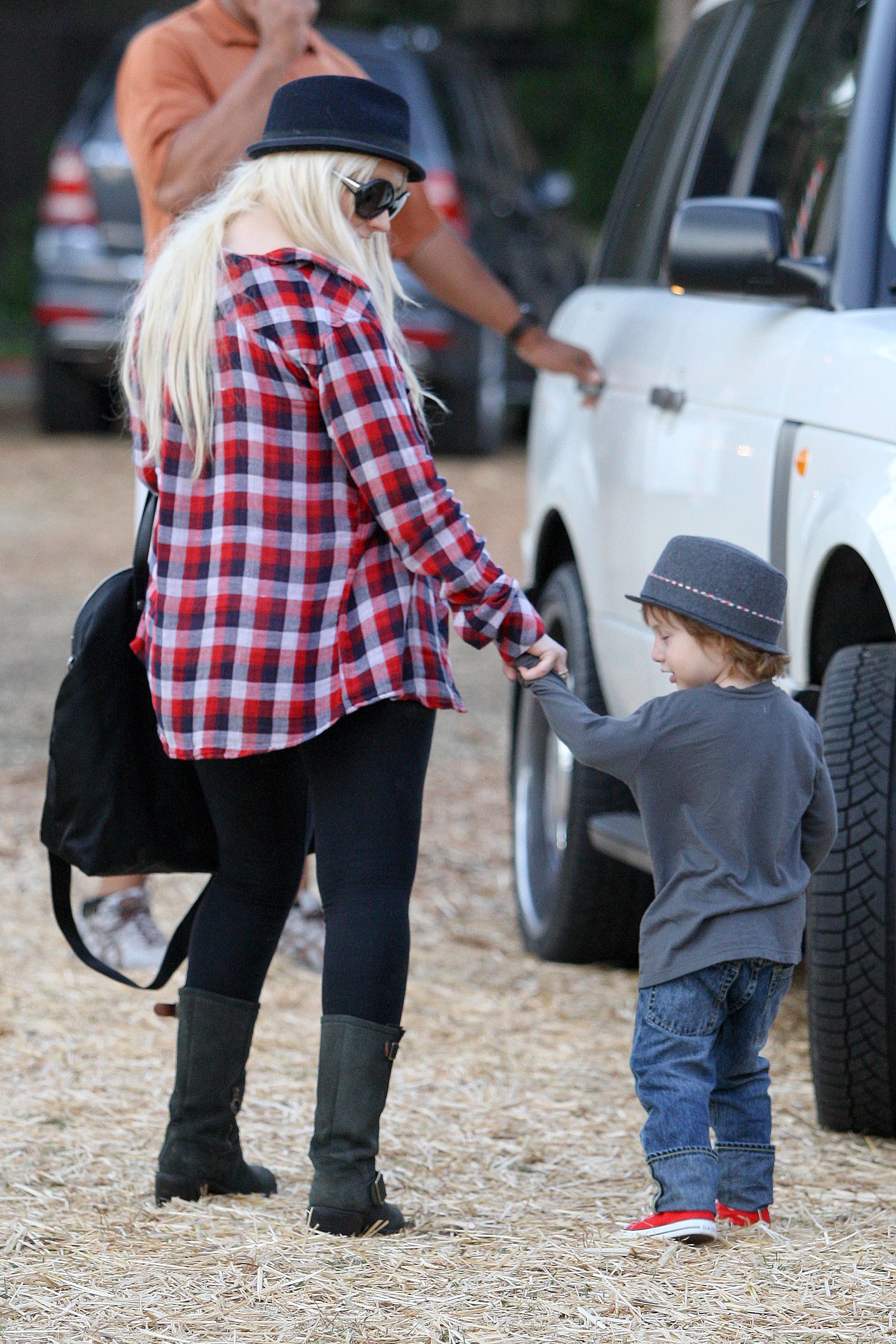 258963045.jpg 258963045.jpg