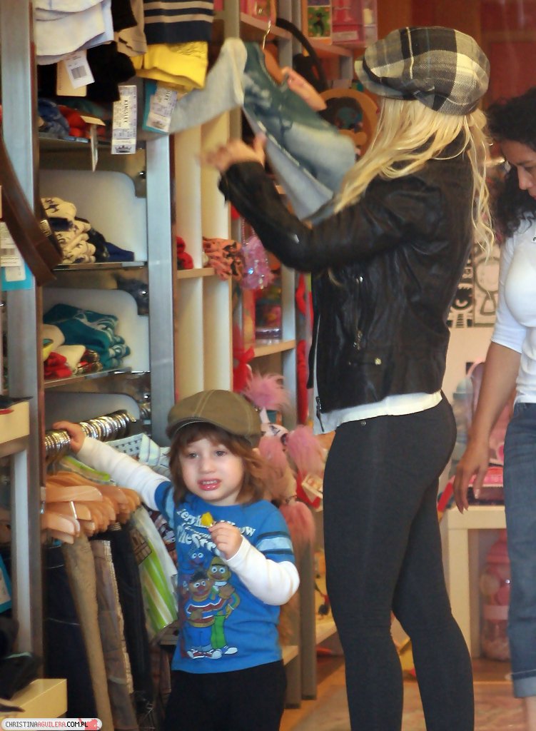 3256013.jpg 3256013.jpg