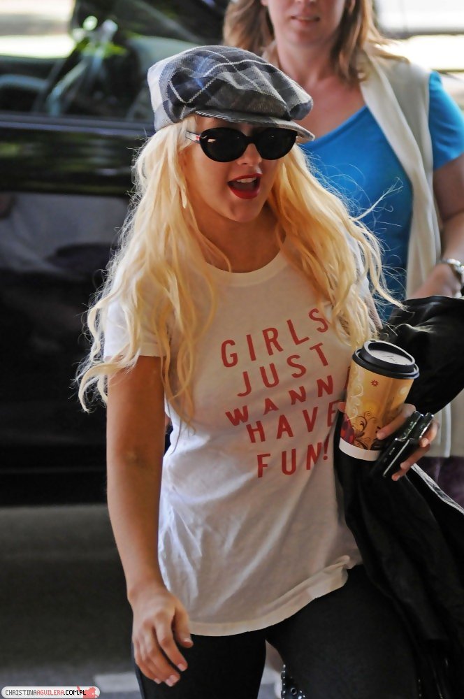 3256037.jpg 3256037.jpg