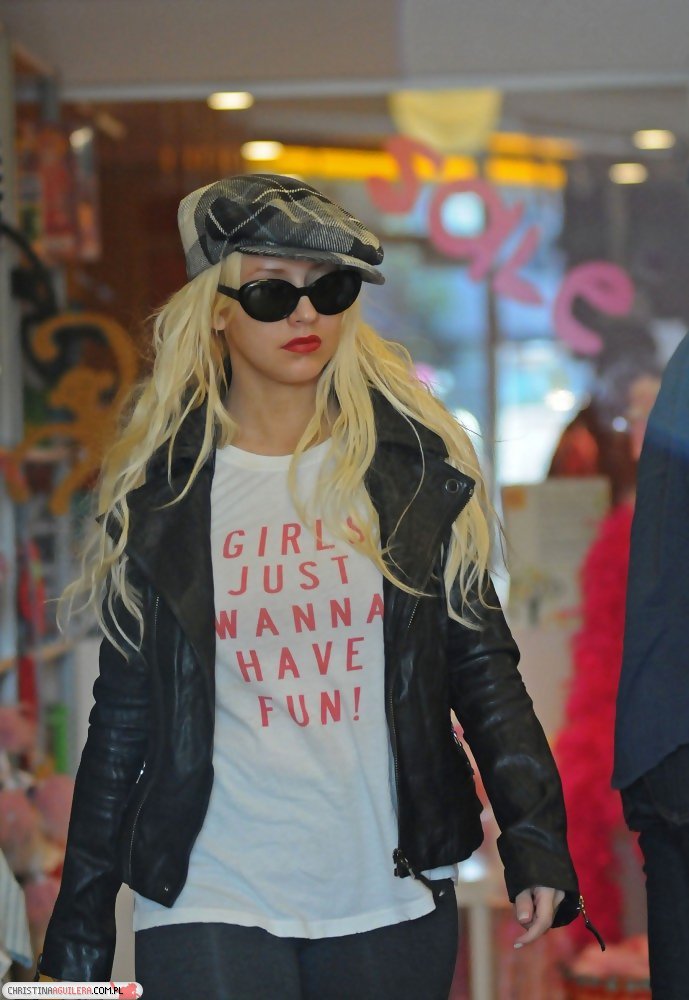 3256041.jpg 3256041.jpg