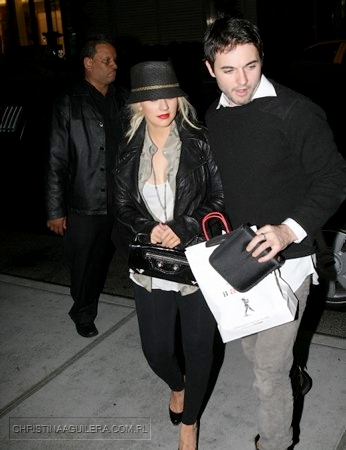 397128006.jpg 397128006.jpg