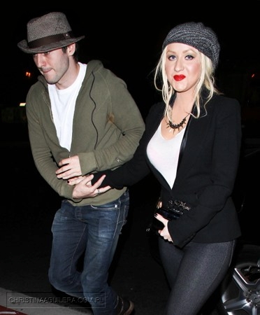 432894007.jpg 432894007.jpg