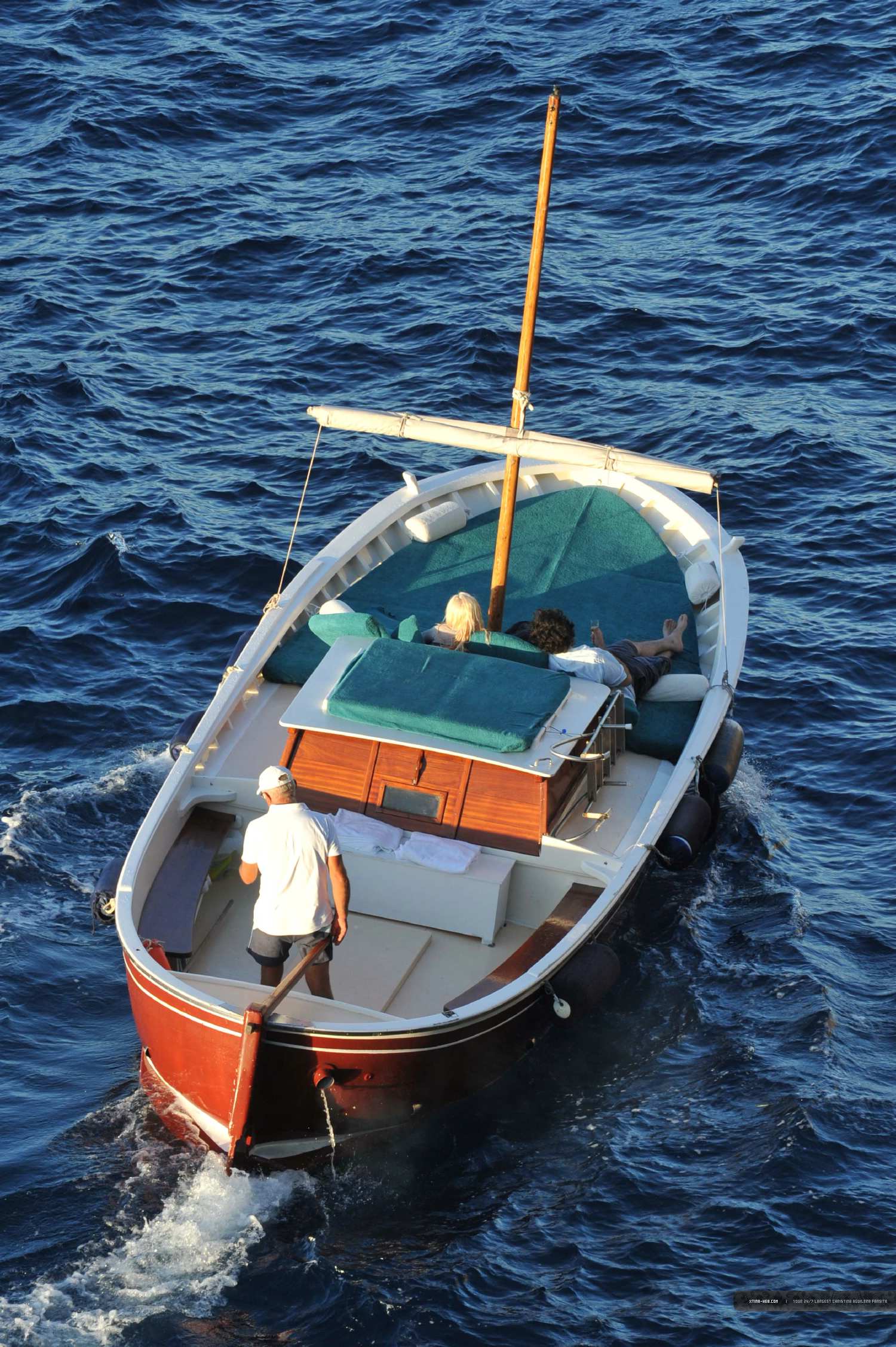 4535025.jpg 4535025.jpg