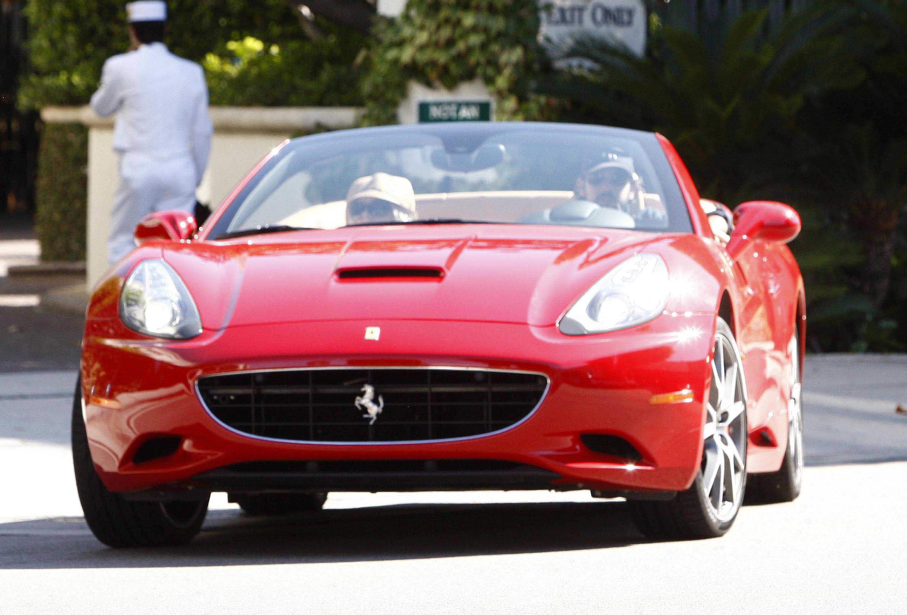 4547009.jpg 4547009.jpg