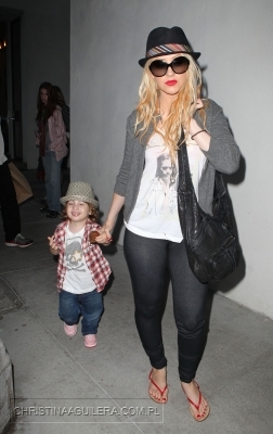 454778029.jpg 454778029.jpg