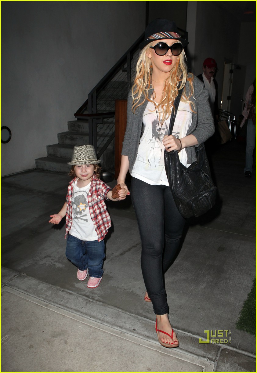 454778045.jpg 454778045.jpg