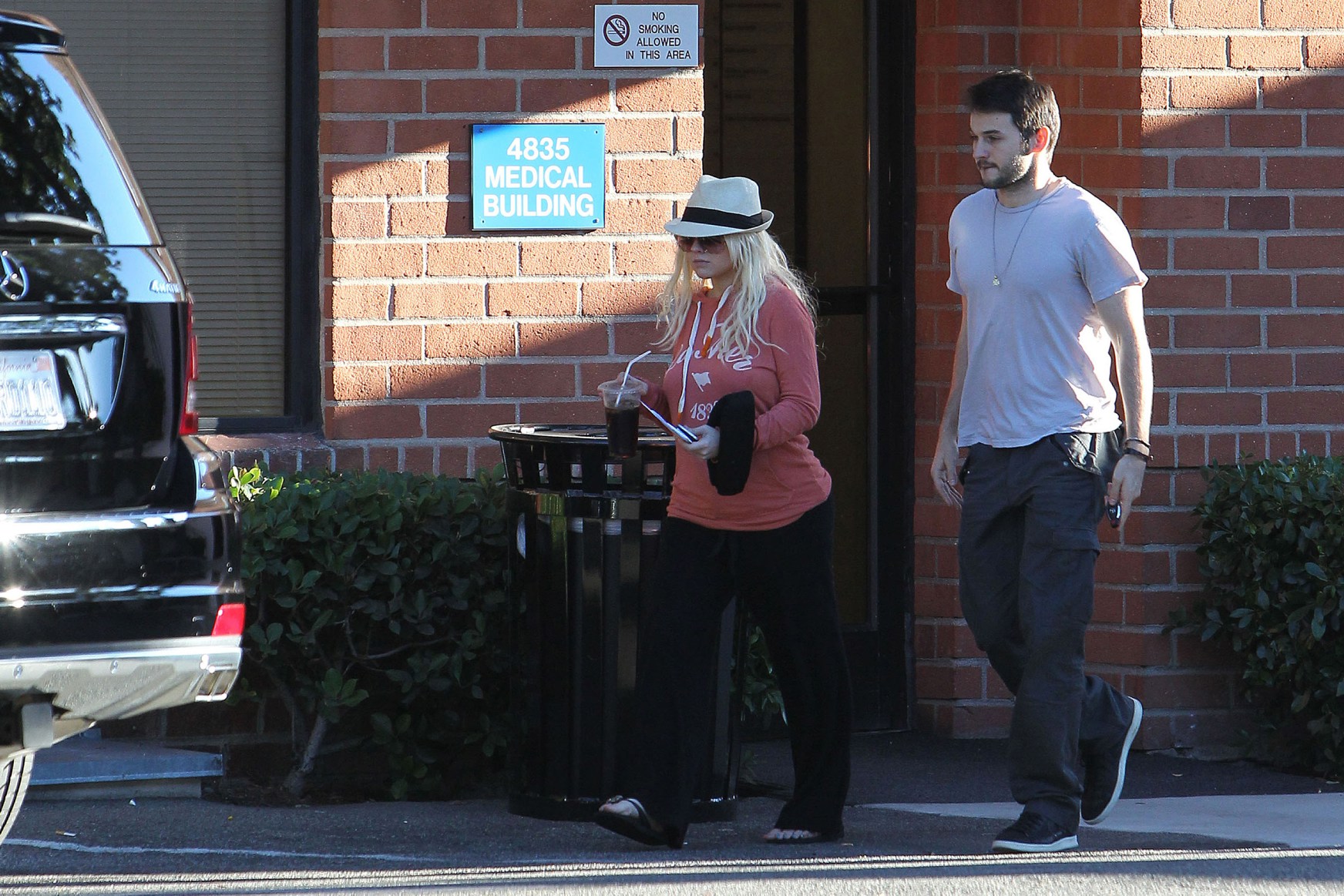 45558248004.jpg 45558248004.jpg