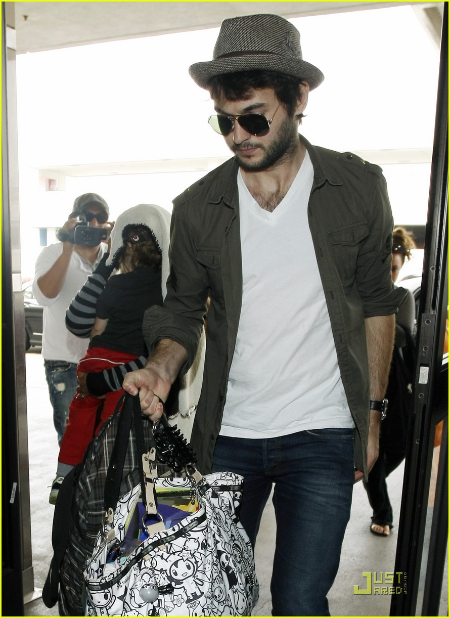 456987036.jpg 456987036.jpg