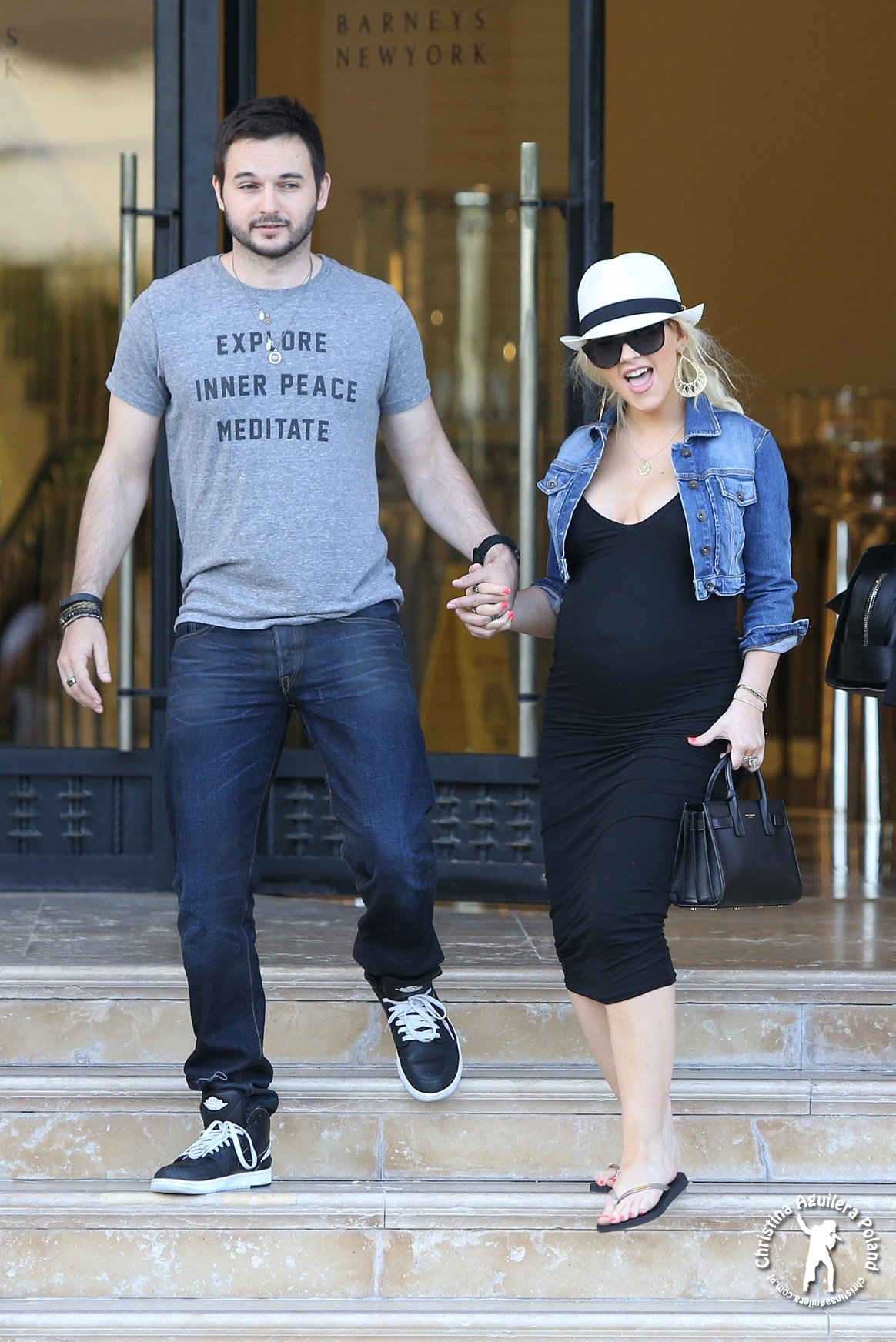 45874075.jpg 45874075.jpg