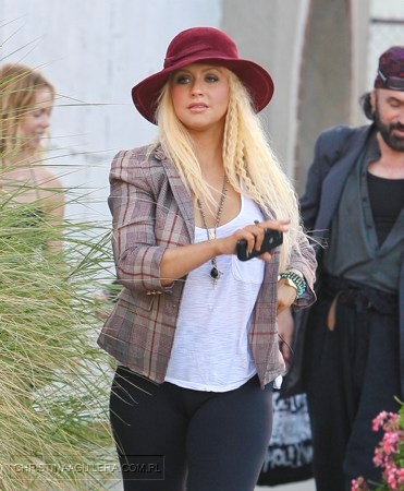 45895041.jpg 45895041.jpg