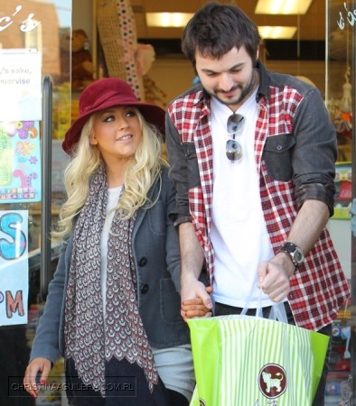 463214006.jpg 463214006.jpg