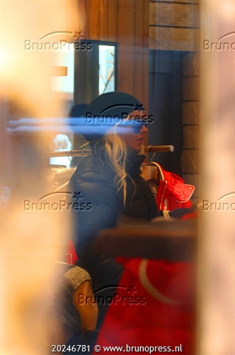 470022.jpg 470022.jpg