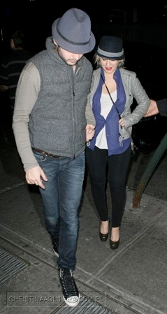 47896585022.jpg 47896585022.jpg