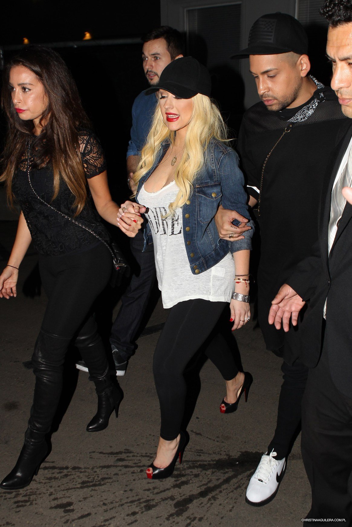 4858027.jpg 4858027.jpg