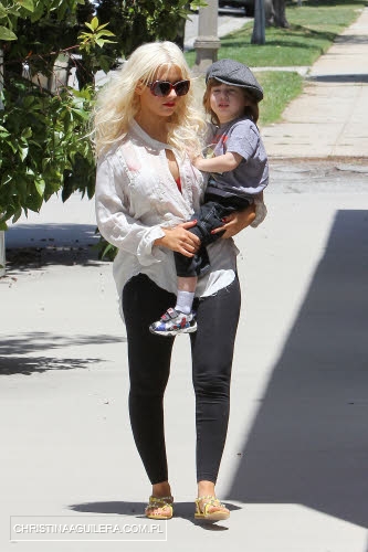 589647010.jpg 589647010.jpg