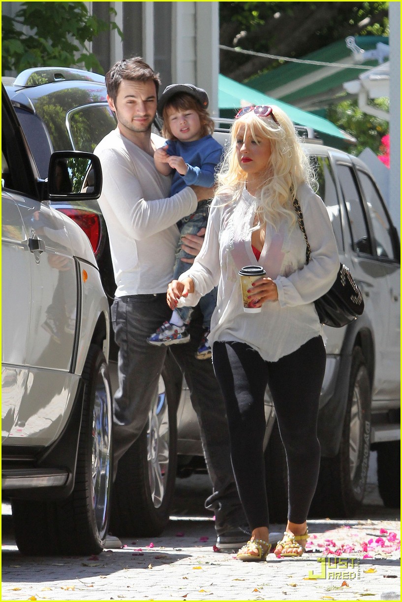 589647034.jpg 589647034.jpg