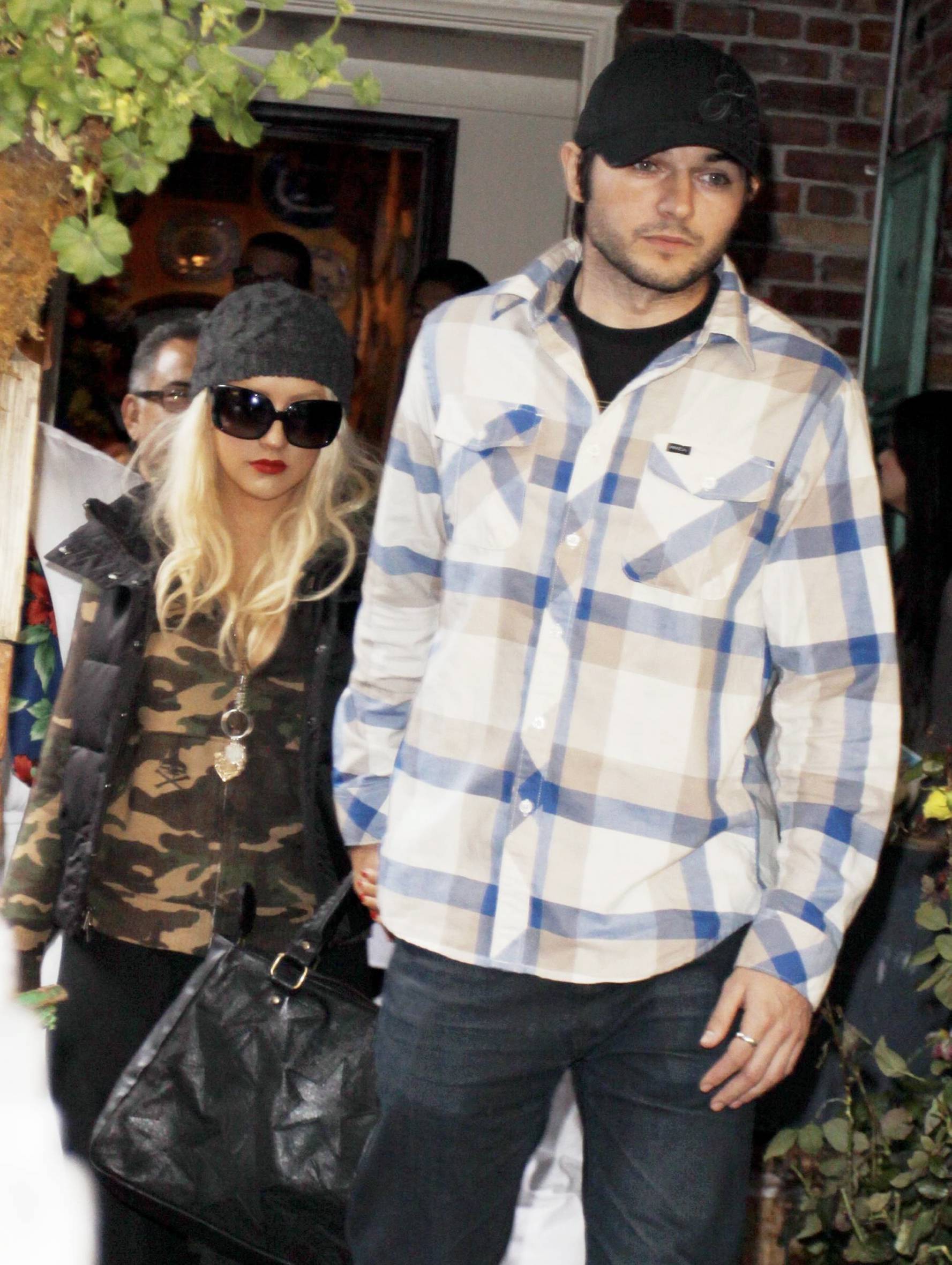 65987024.jpg 65987024.jpg