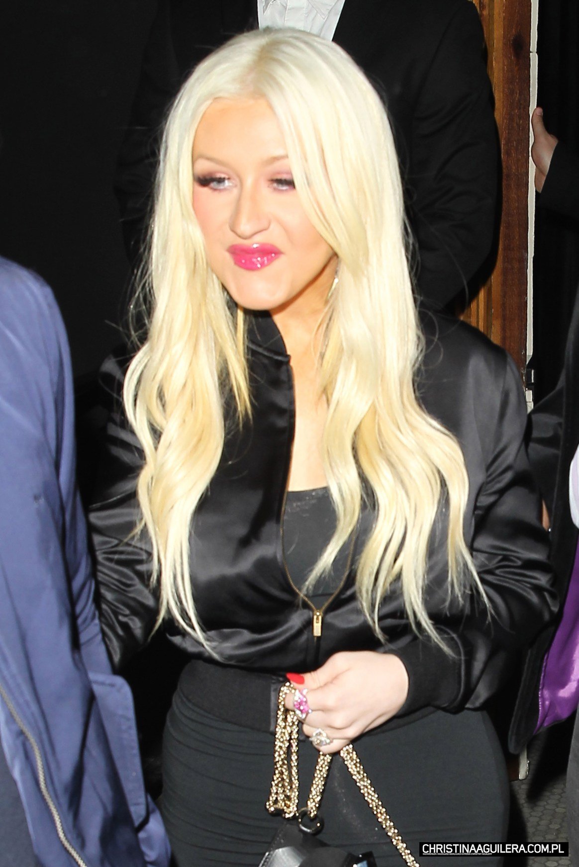 6985024.jpg 6985024.jpg