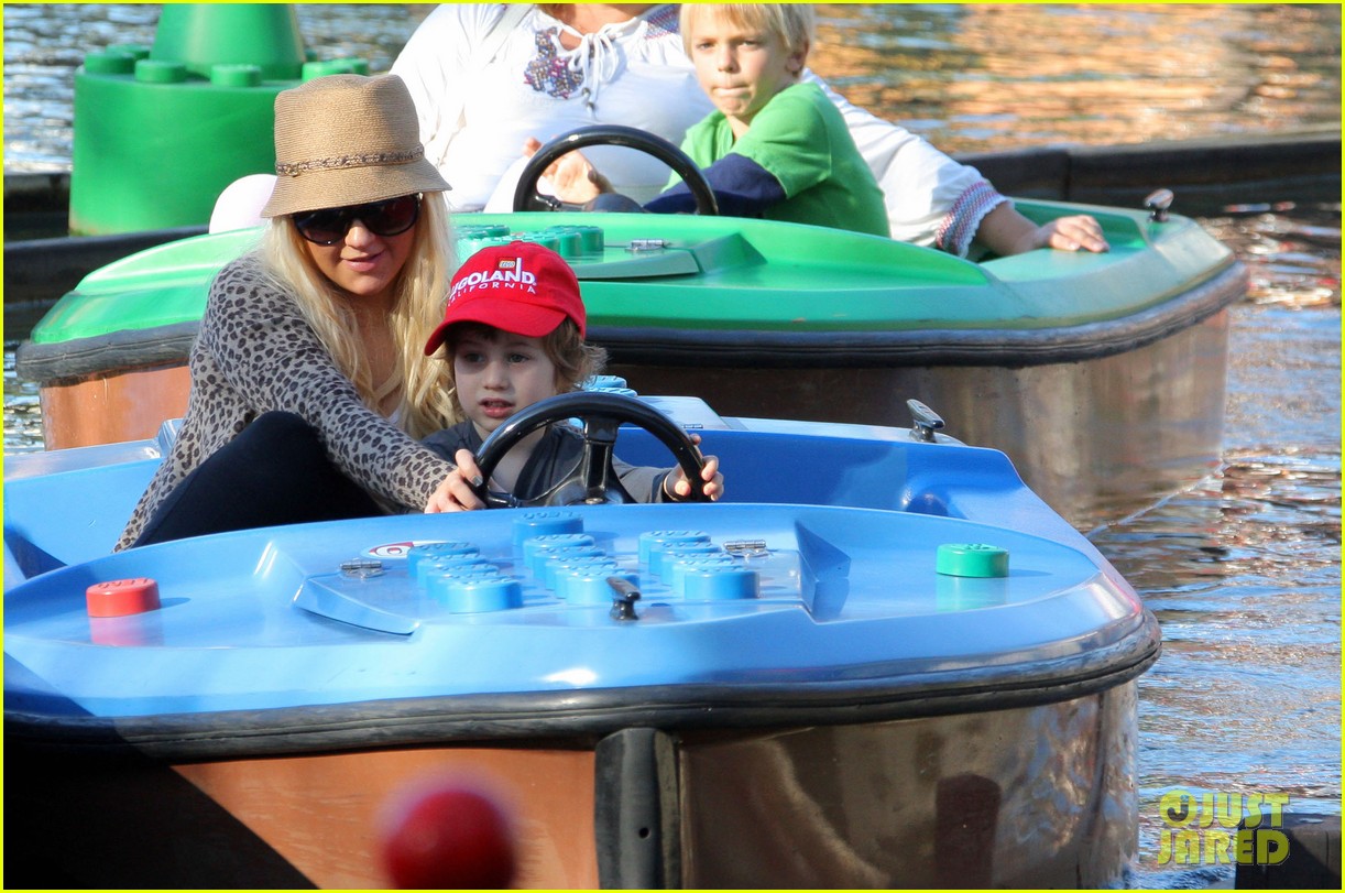 71394052.jpg 71394052.jpg