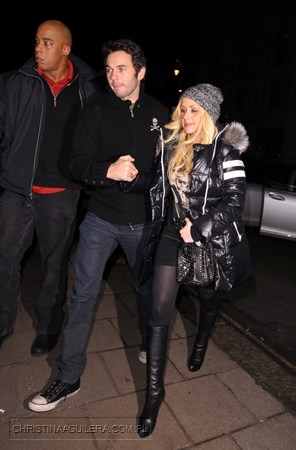 7236005.jpg 7236005.jpg