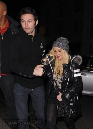 7236008.jpg 7236008.jpg