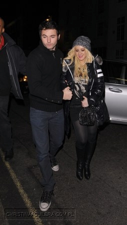 7236012.jpg 7236012.jpg