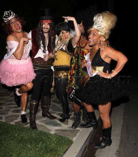 7412369058.jpg 7412369058.jpg