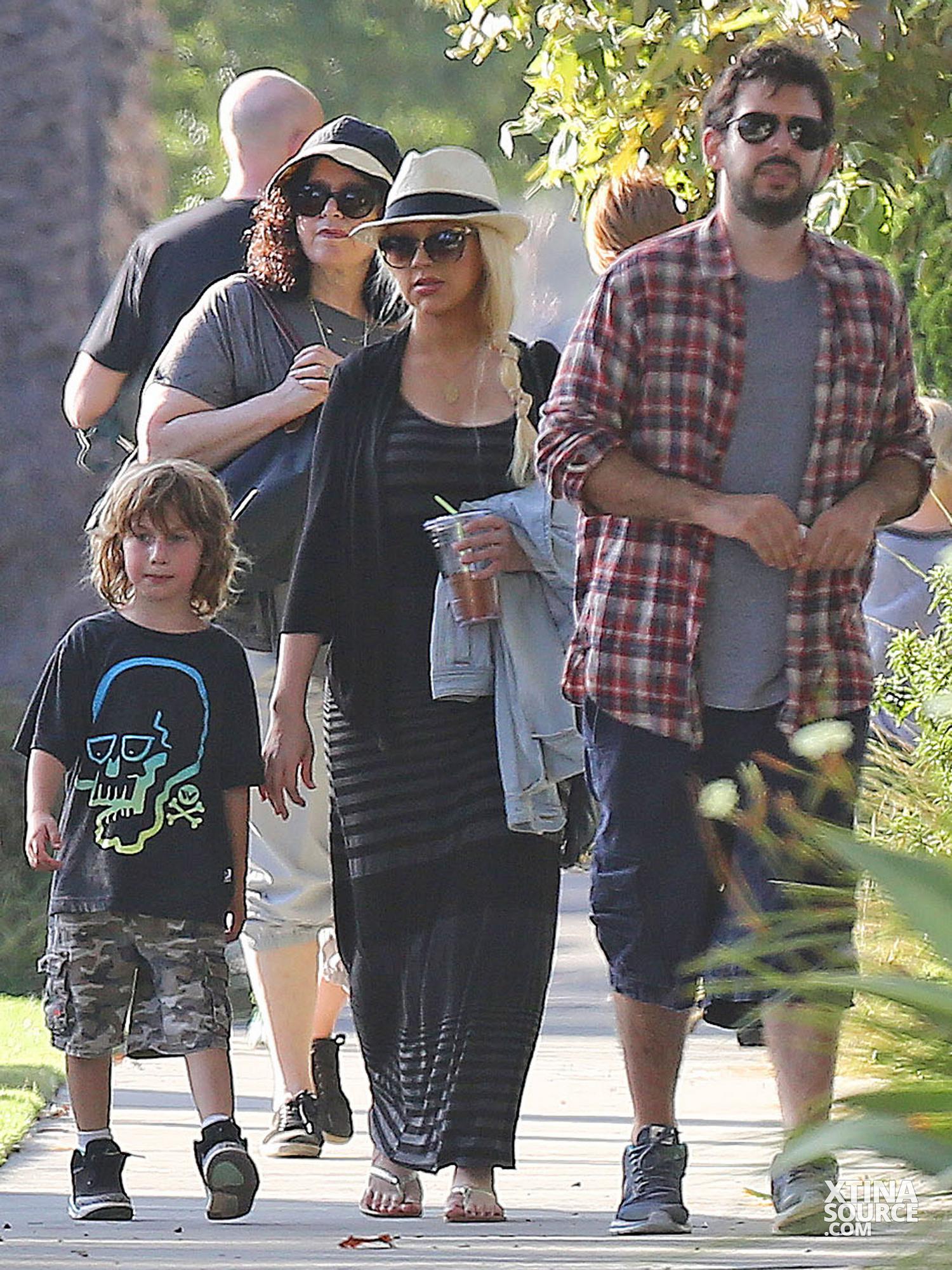 7447014.jpg 7447014.jpg