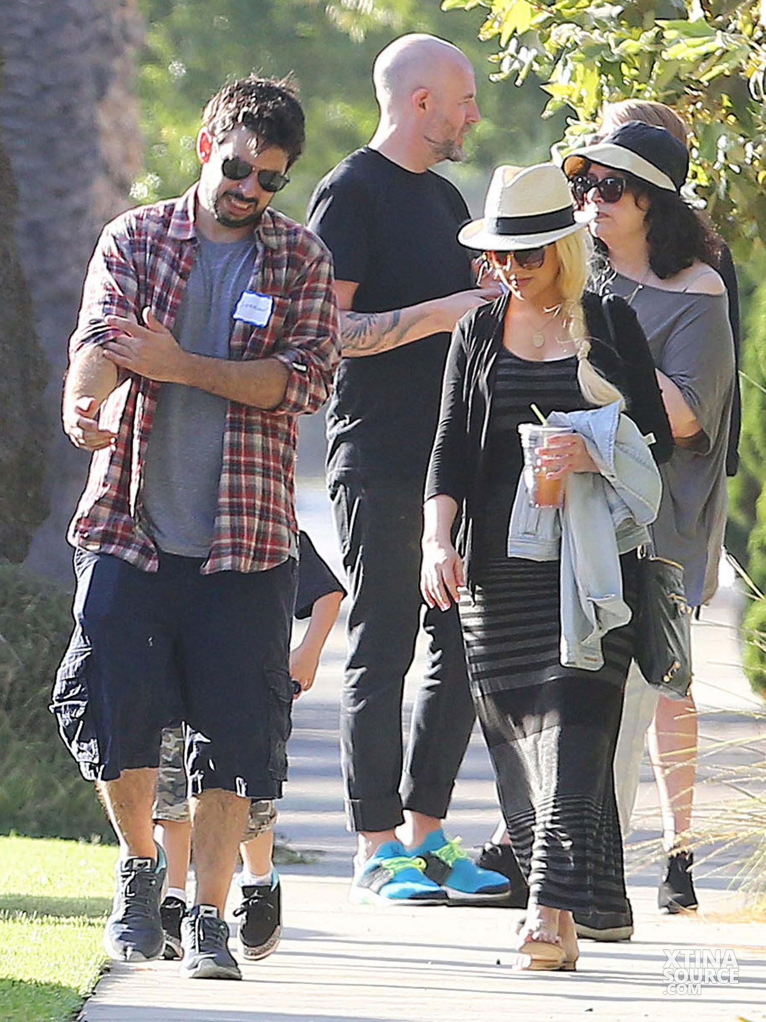 7447015.jpg 7447015.jpg