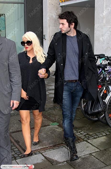 7456985005.jpg 7456985005.jpg