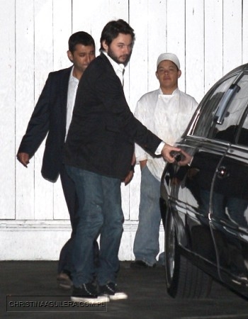 789546013.jpg 789546013.jpg