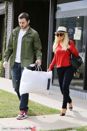 7958015.jpg 7958015.jpg