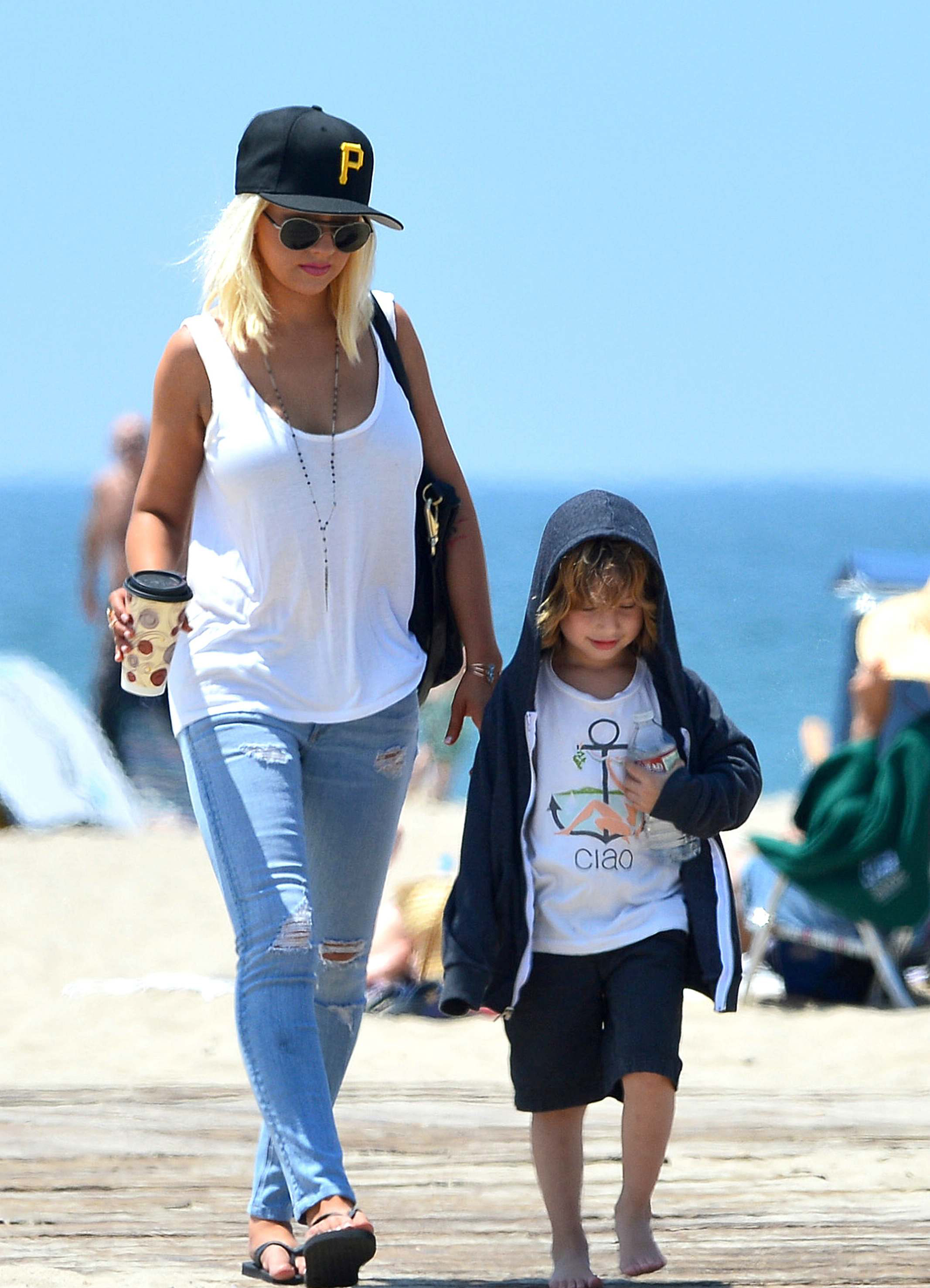 801739029.jpg 801739029.jpg