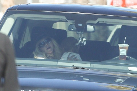 854789007.jpg 854789007.jpg