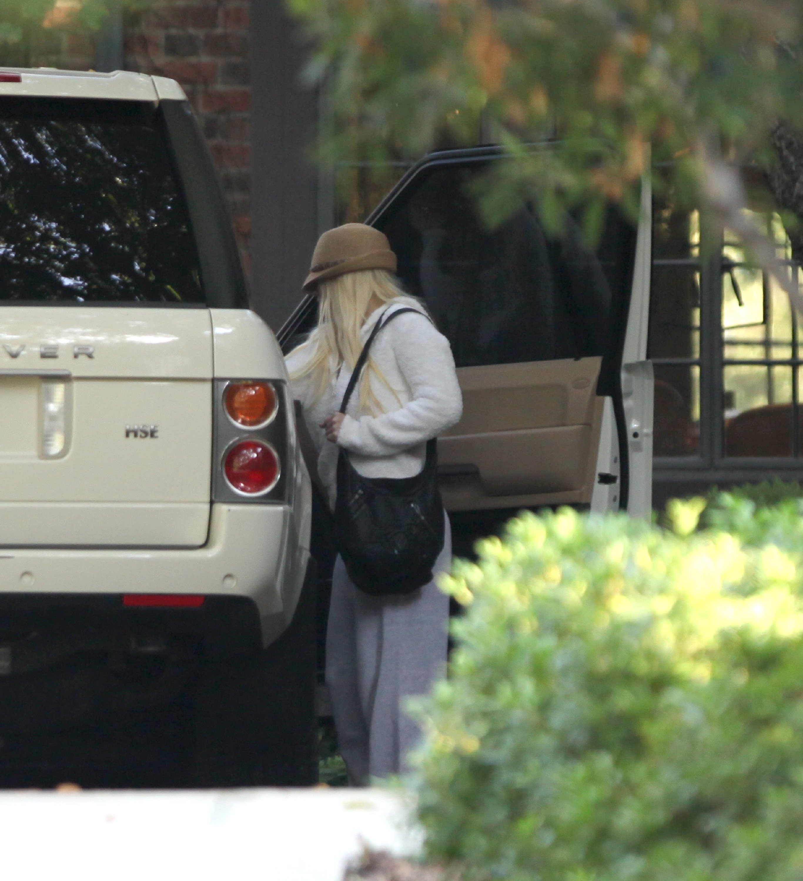 8549010.jpg 8549010.jpg